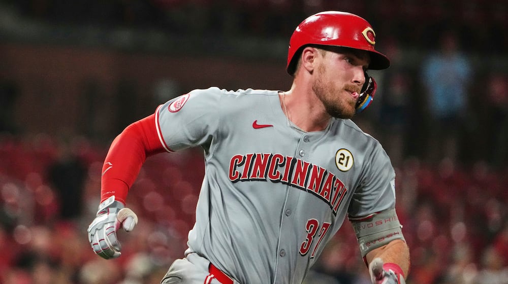 FILE - Cincinnati Reds' Tyler Stephenson rounds first on his way three-run double during the ninth inning of a baseball game against the St. Louis Cardinals, Sept. 15, 2025, in St. Louis. (AP Photo/Jeff Roberson, File)