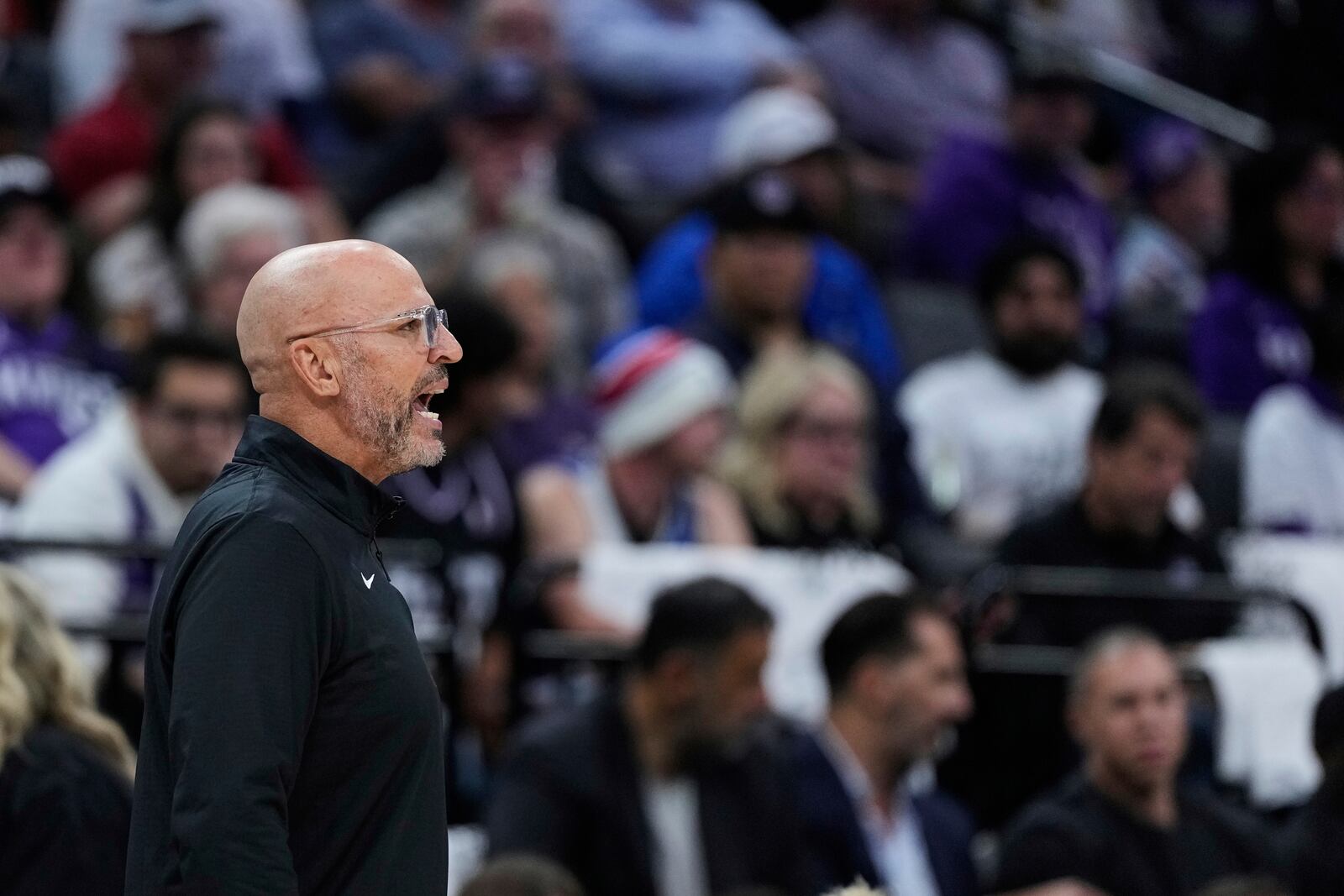 Dallas Mavericks head coach Jason Kidd reacts during the first half of an NBA play-in tournament basketball game against the Sacramento Kings, Wednesday, April 16, 2025, in Sacramento, Calif. (AP Photo/Godofredo A. Vásquez)