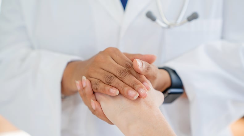 Oncology nurse navigators guide you through diagnosis, treatment and beyond, providing education, answering questions and helping you to coordinate next steps for care.