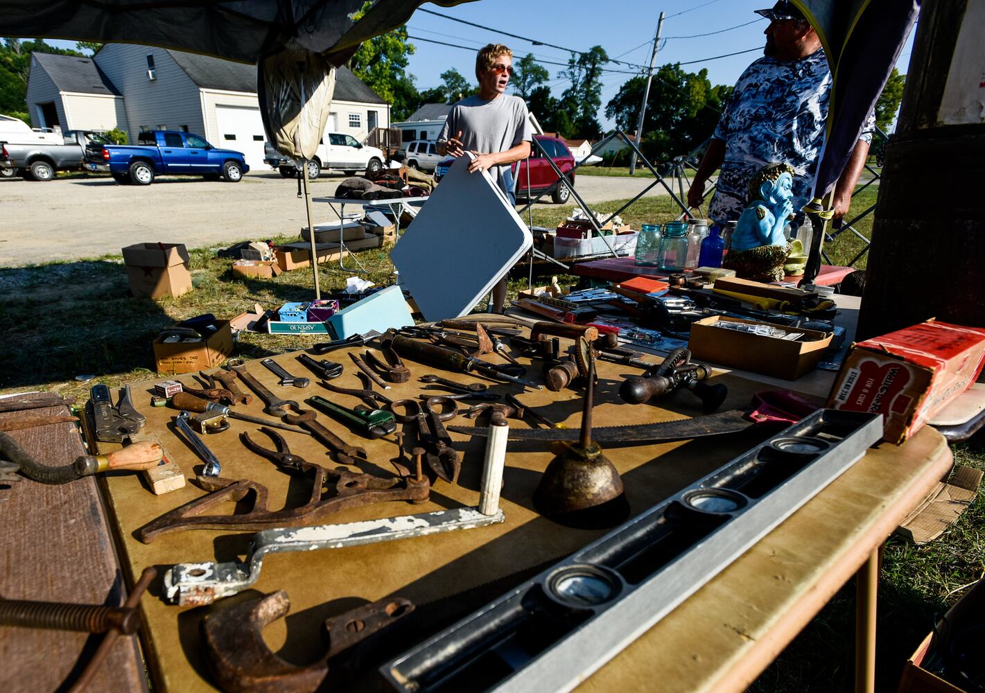 World's longest yard sale runs through Butler County