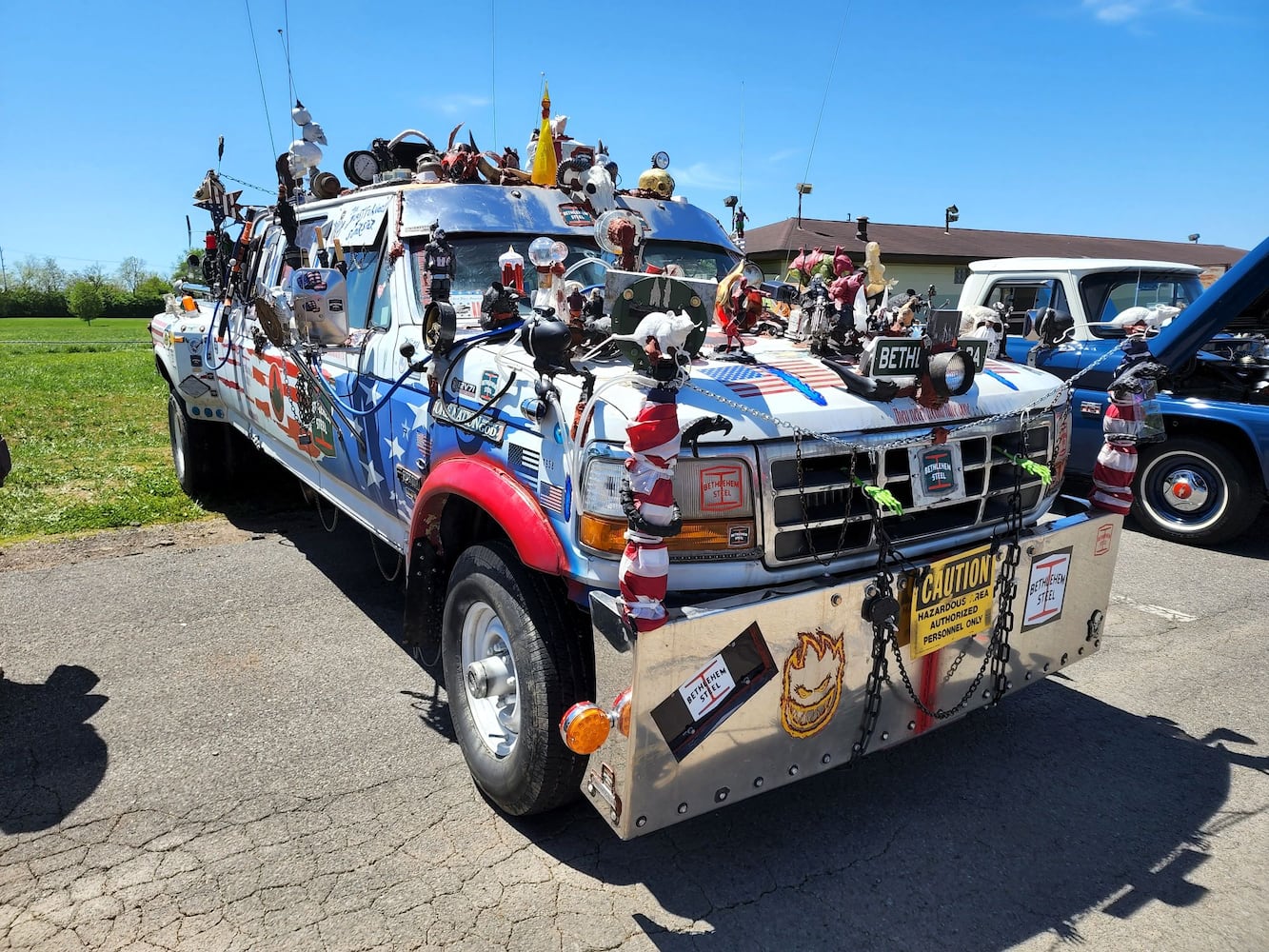 050822 Shriners car show
