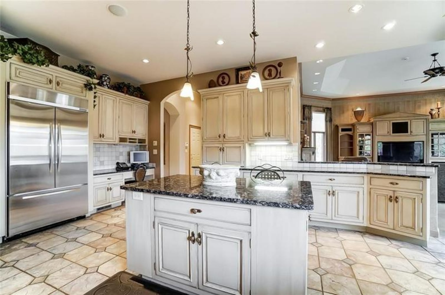 PHOTOS: $1.57M luxury home in Miami County with large lake on the market