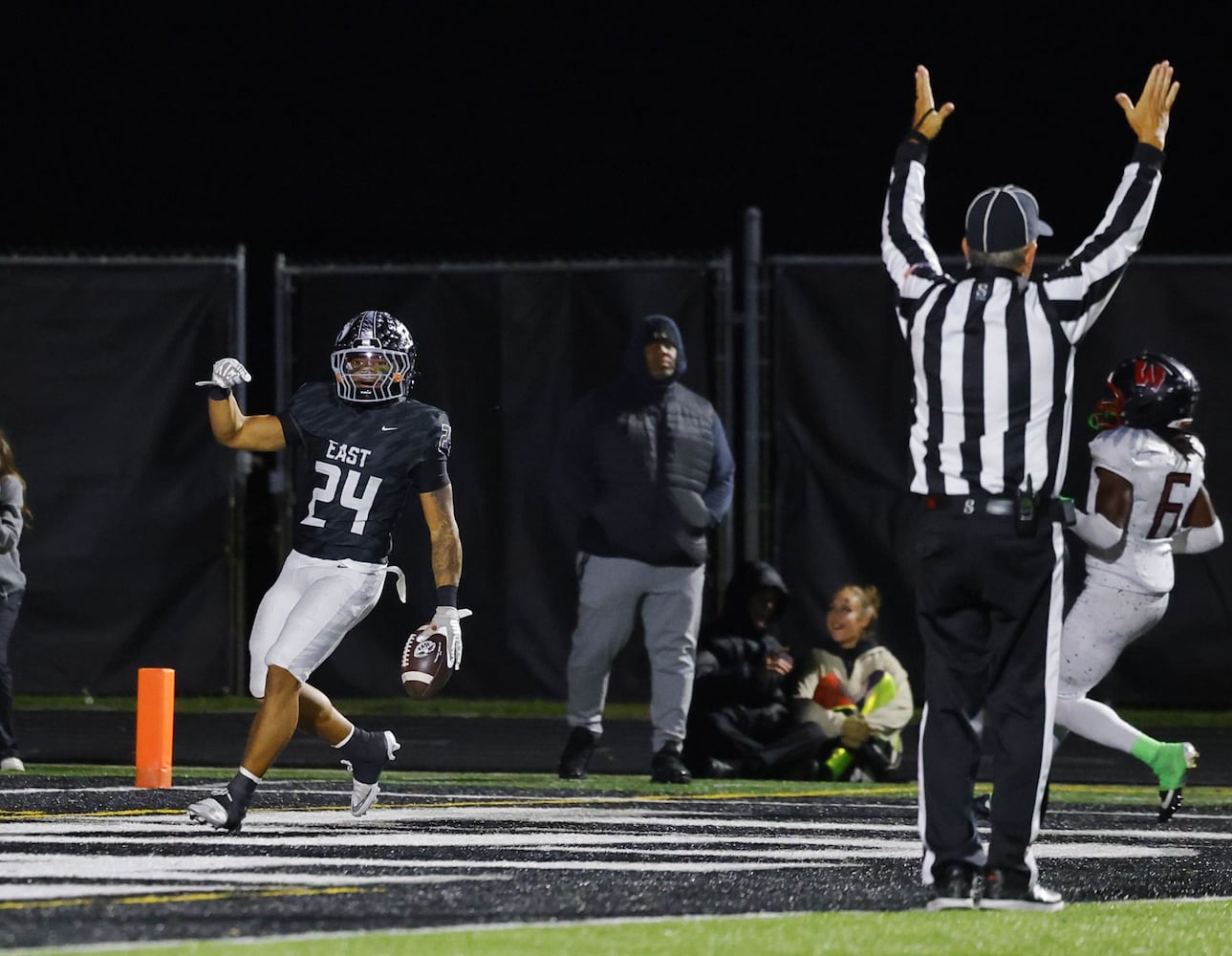 102425 Lakota East vs West football