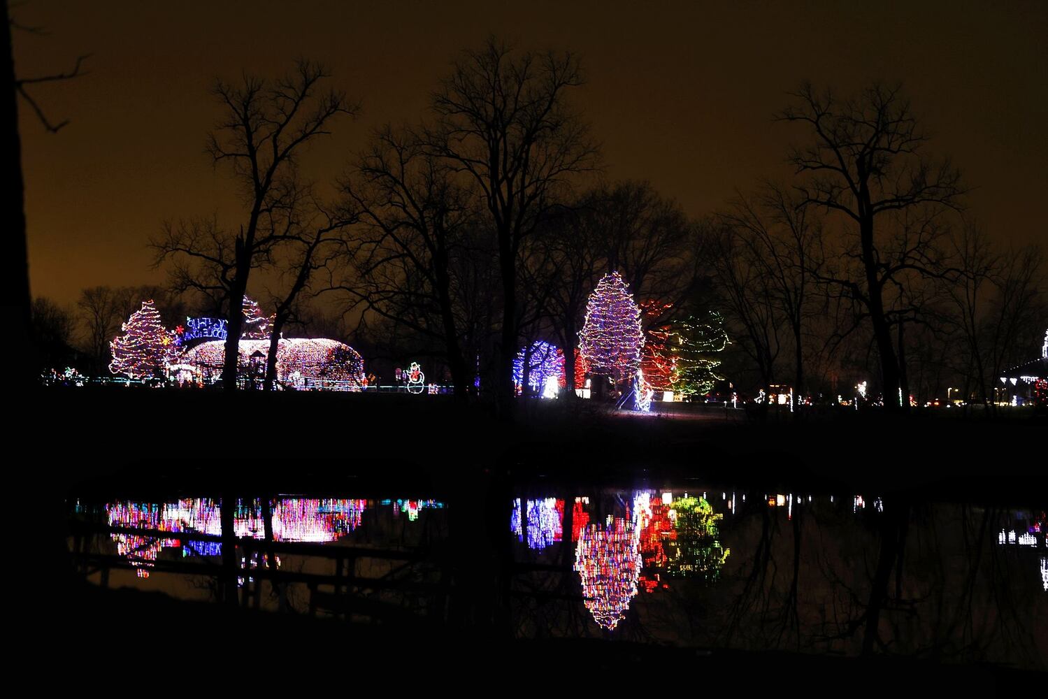 112422 Light Up Middletown