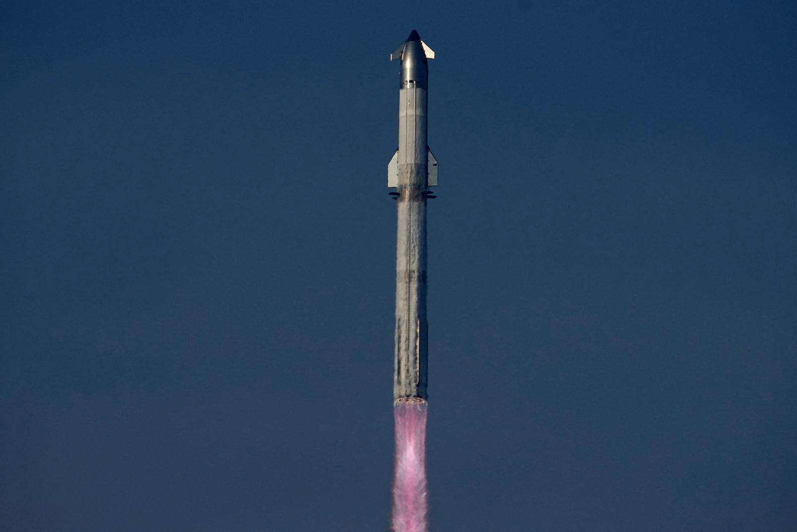 SpaceX's mega rocket Starship makes a test flight from Starbase, Texas, Tuesday, May 27, 2025. (AP Photo/Eric Gay)