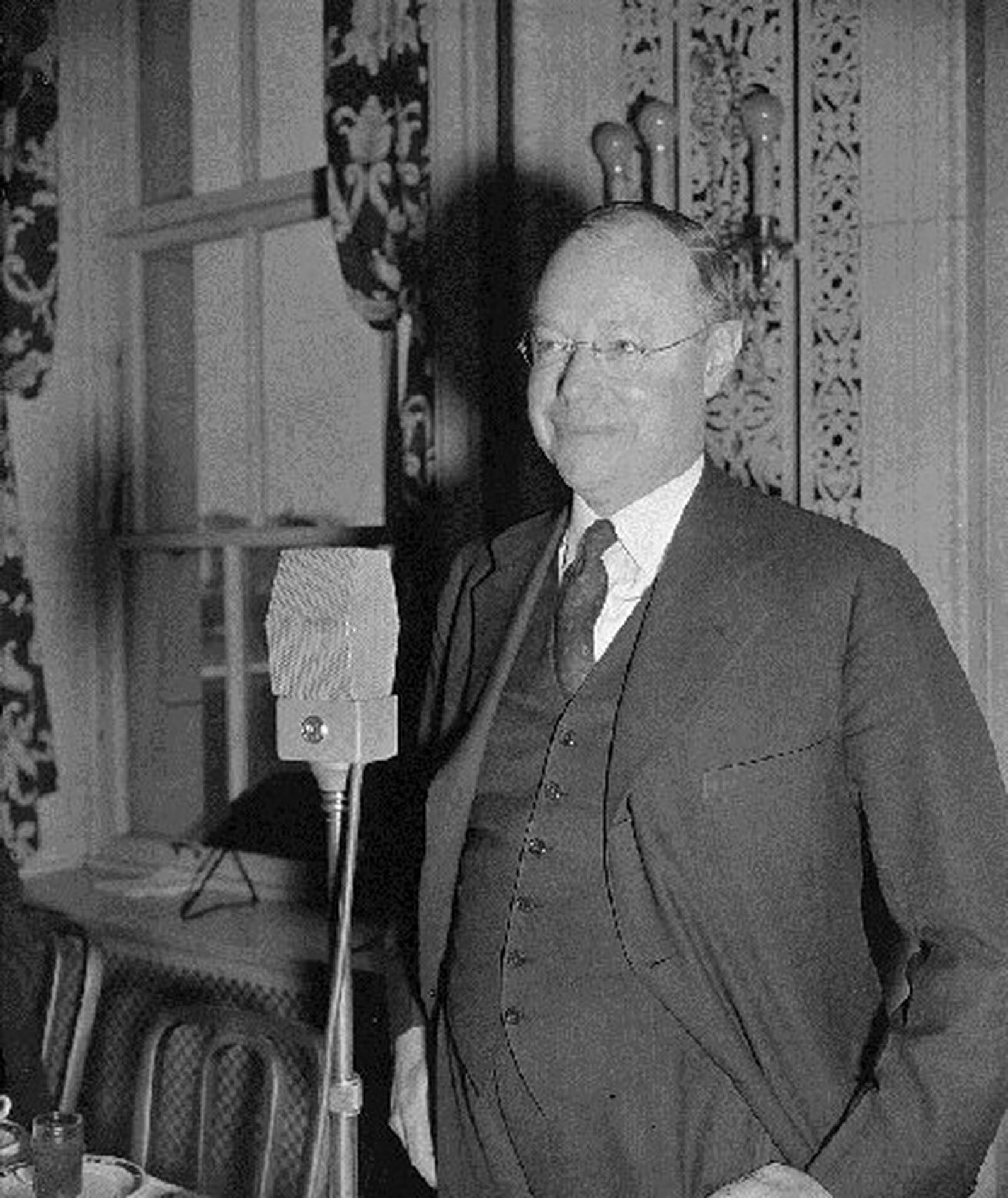 Sen. Robert Taft of Ohio lost to Thomas Dewey at the 1948 Republican convention. Taft was also a contender in 1940 and 1952. He died in 1953.