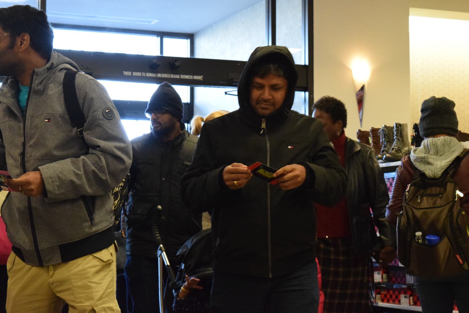 PHOTOS: Nearly 1K shoppers flood JCPenney