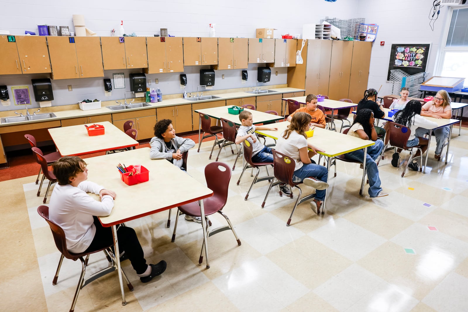 Sixth-graders get settle in to class at Rosa Parks Elementary School Monday, Aug. 18, 2025 in Middletown. The school district operates with a staggered start. NICK GRAHAM/STAFF