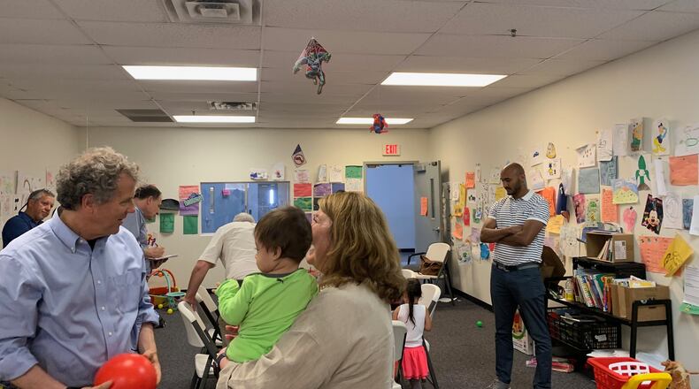 Ohio Senator Sherrod Brown and his wife Connie Schultz meet with kids at a facility housing children near the Mexican border last weekend.