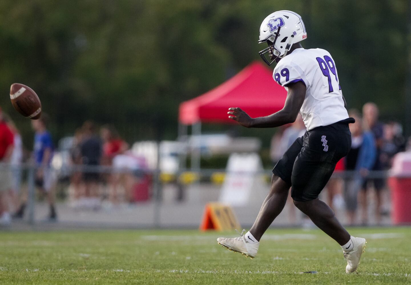 Fenwick football falls to Saint Francis DeSales Friday, Sept. 27