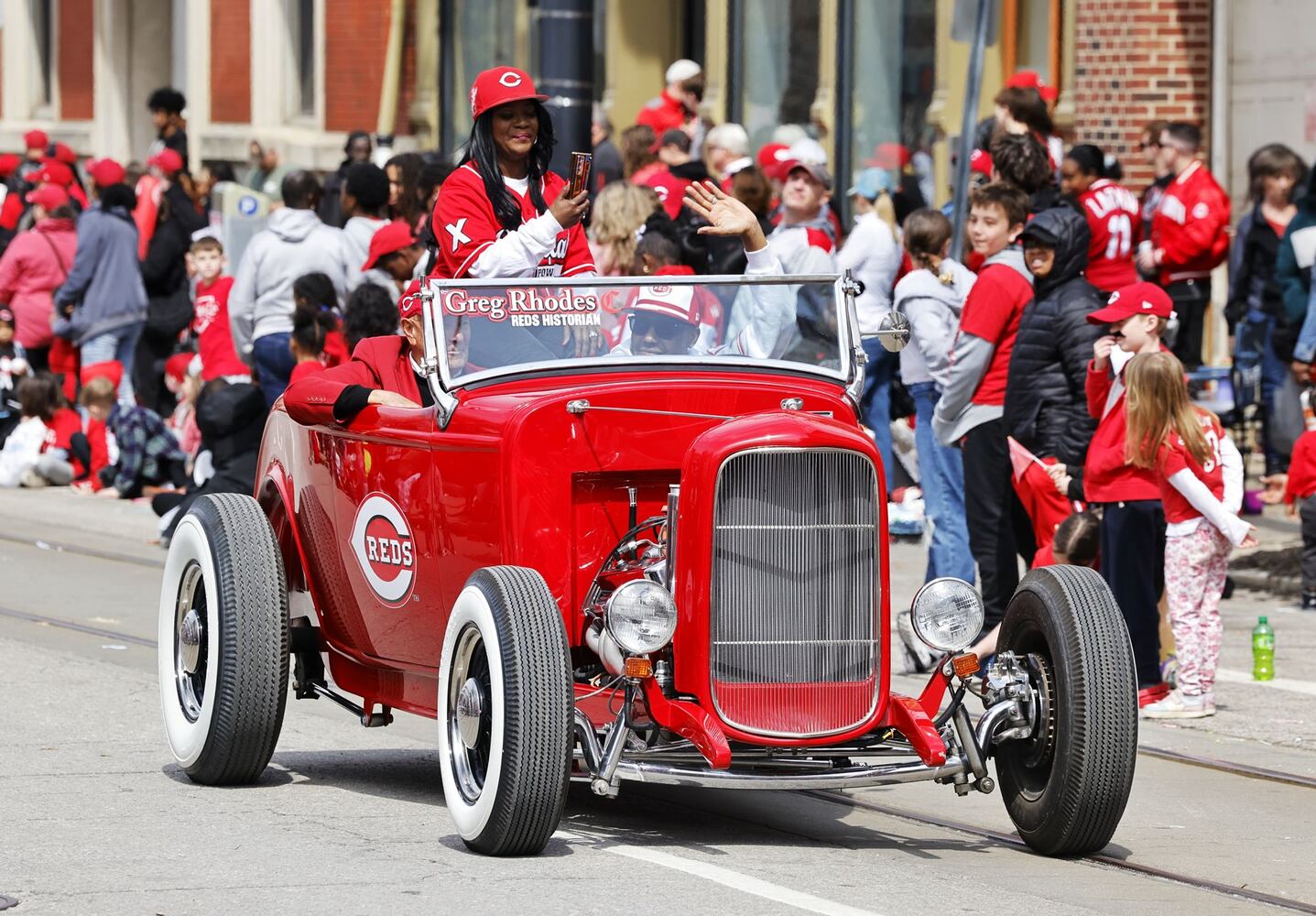 032725 Reds Parade