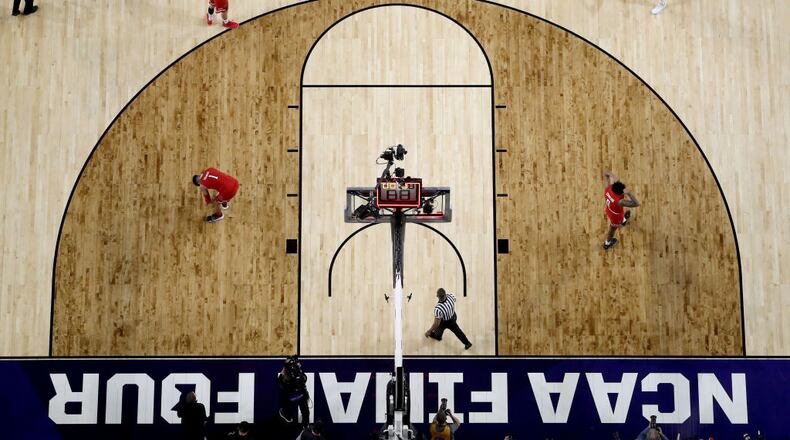 MINNEAPOLIS, MINNESOTA - APRIL 08: The Texas Tech Red Raiders react after their 85-77 loss to the Virginia Cavaliers in the 2019 NCAA men's Final Four National Championship game at U.S. Bank Stadium on April 08, 2019 in Minneapolis, Minnesota. (Photo by Streeter Lecka/Getty Images)