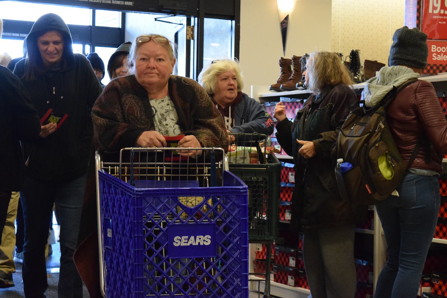 PHOTOS: Nearly 1K shoppers flood JCPenney