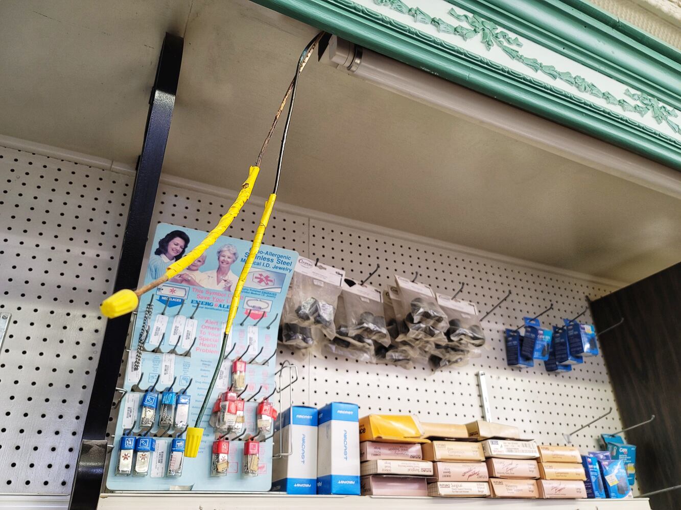 012721 Hughes Pharmacy Hamilton