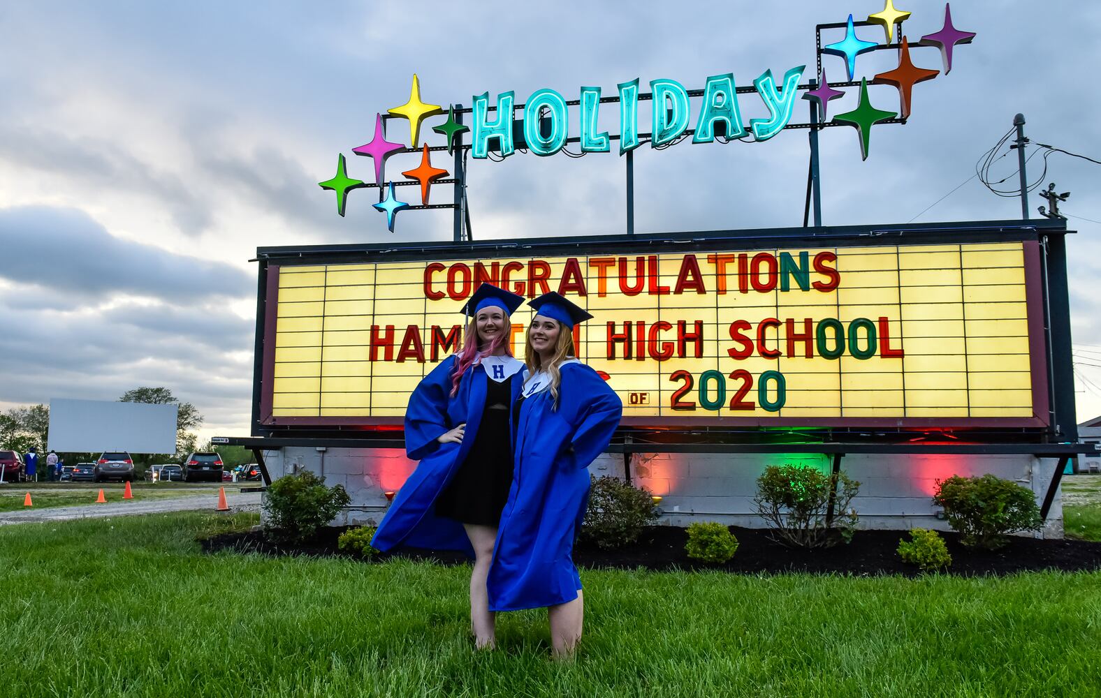 Hamilton High School seniors celebrate graduation at Holiday Auto Theatre drive-in