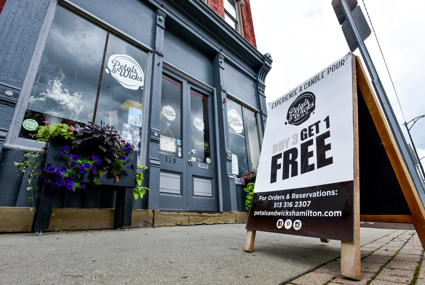 Petals & Wicks on Main Street in Hamilton expanding