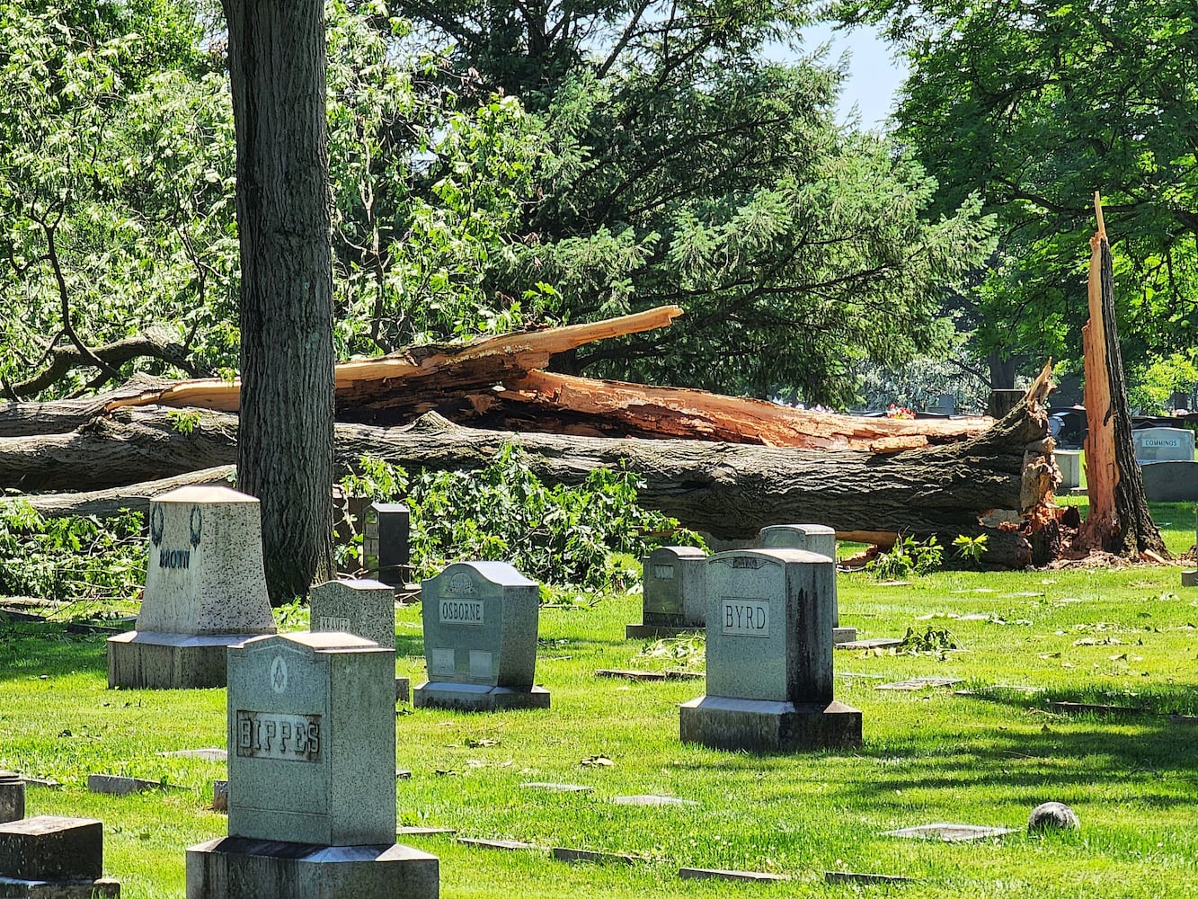 062522 Woodside Cemetery