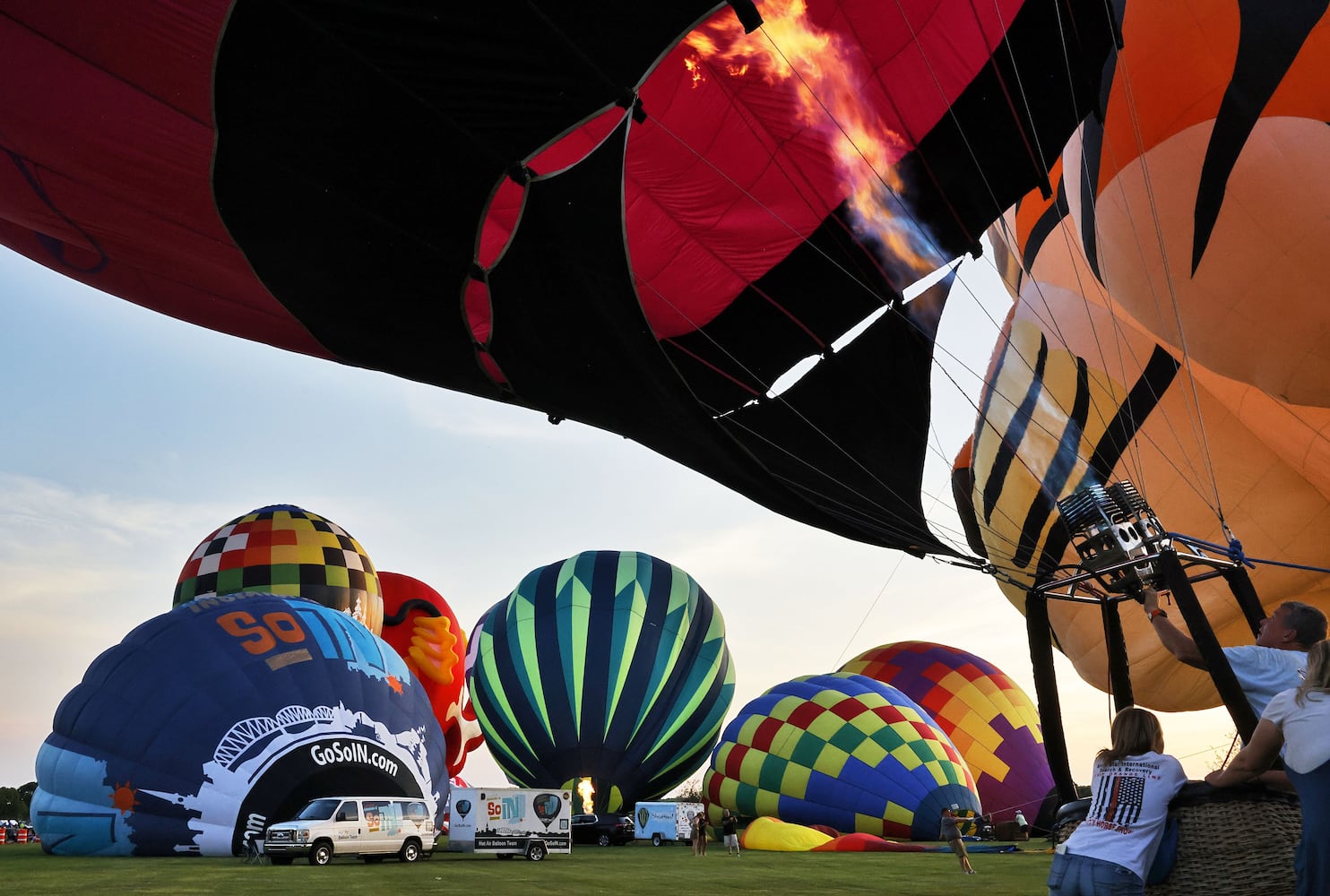 071825 The Ohio Challenge hot air balloon festival