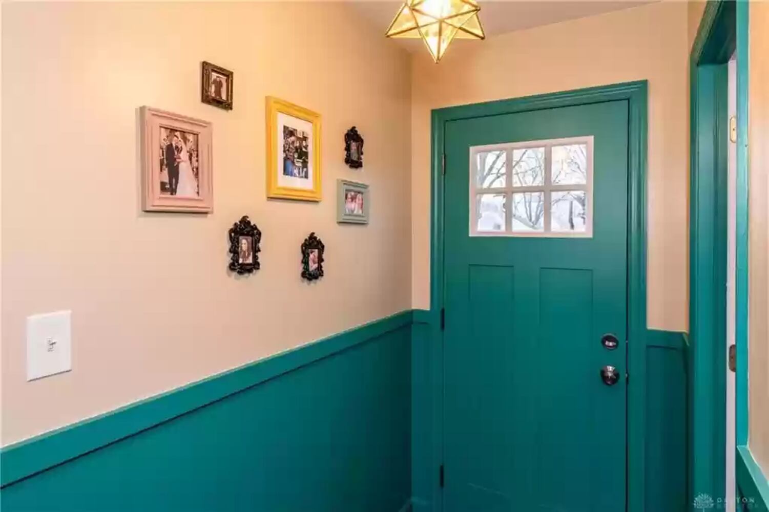 PHOTOS: ‘Friends’ themed home sold quickly in Dayton this week.