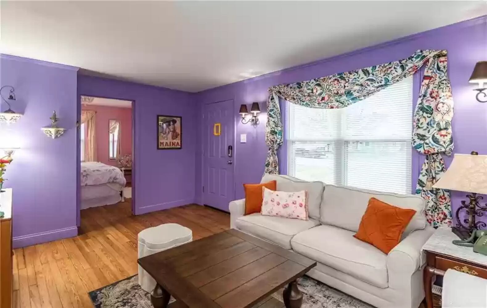 PHOTOS: ‘Friends’ themed home sold quickly in Dayton this week.