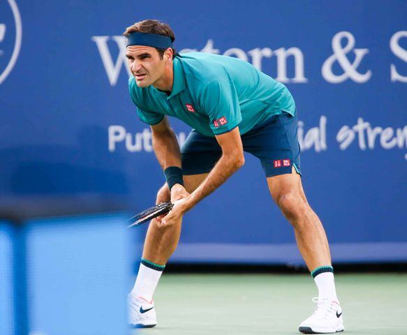 PHOTOS Roger Federer continues winning ways in Cincy
