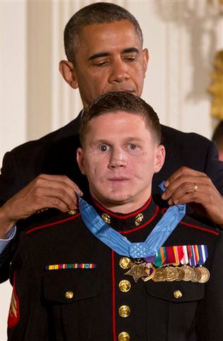 Veteran who studies at USC gets Medal of Honor
